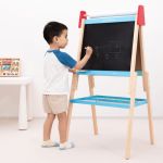 Дървена двустранна дъска за писане, синя, New Classic Toys - Image 6