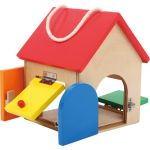 Small Foot Дървена къщичка с ключалки