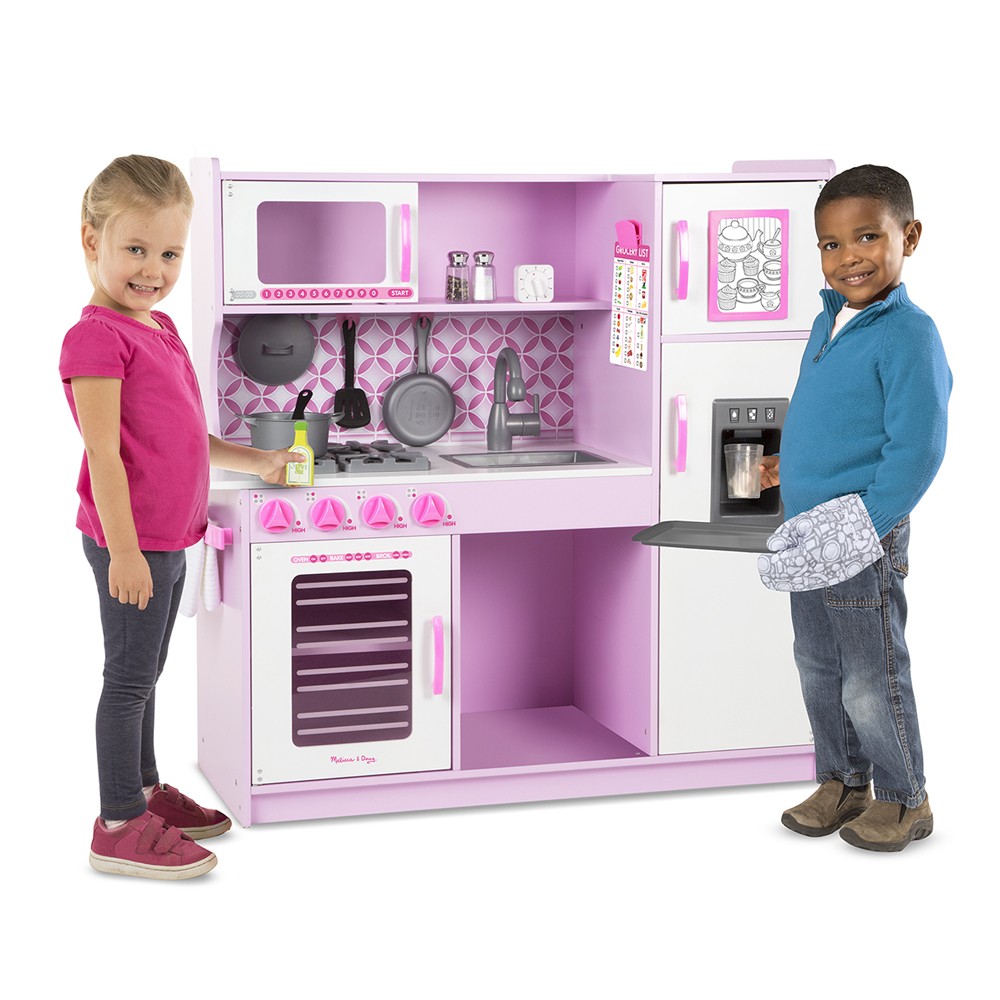14002-detska-dyrvena-kuhnya Melissa & Doug Детска дървена кухня, Розова - Image 1