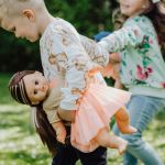 Говореща кукла с дълга кестенява коса, 45 см, Skrallan - Image 8
