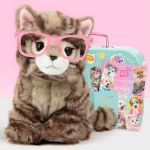 Studio Pets Плюшено британско коте Пейдж - Комплект с куфарче, 23 см - Image 2