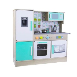 Детска дървена кухня с хладилник и съдомиялна