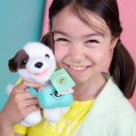 Studio Pets Плюшено куче Муци с фотоапарат, 16 см 2