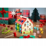 Дървена къща с активни занимания